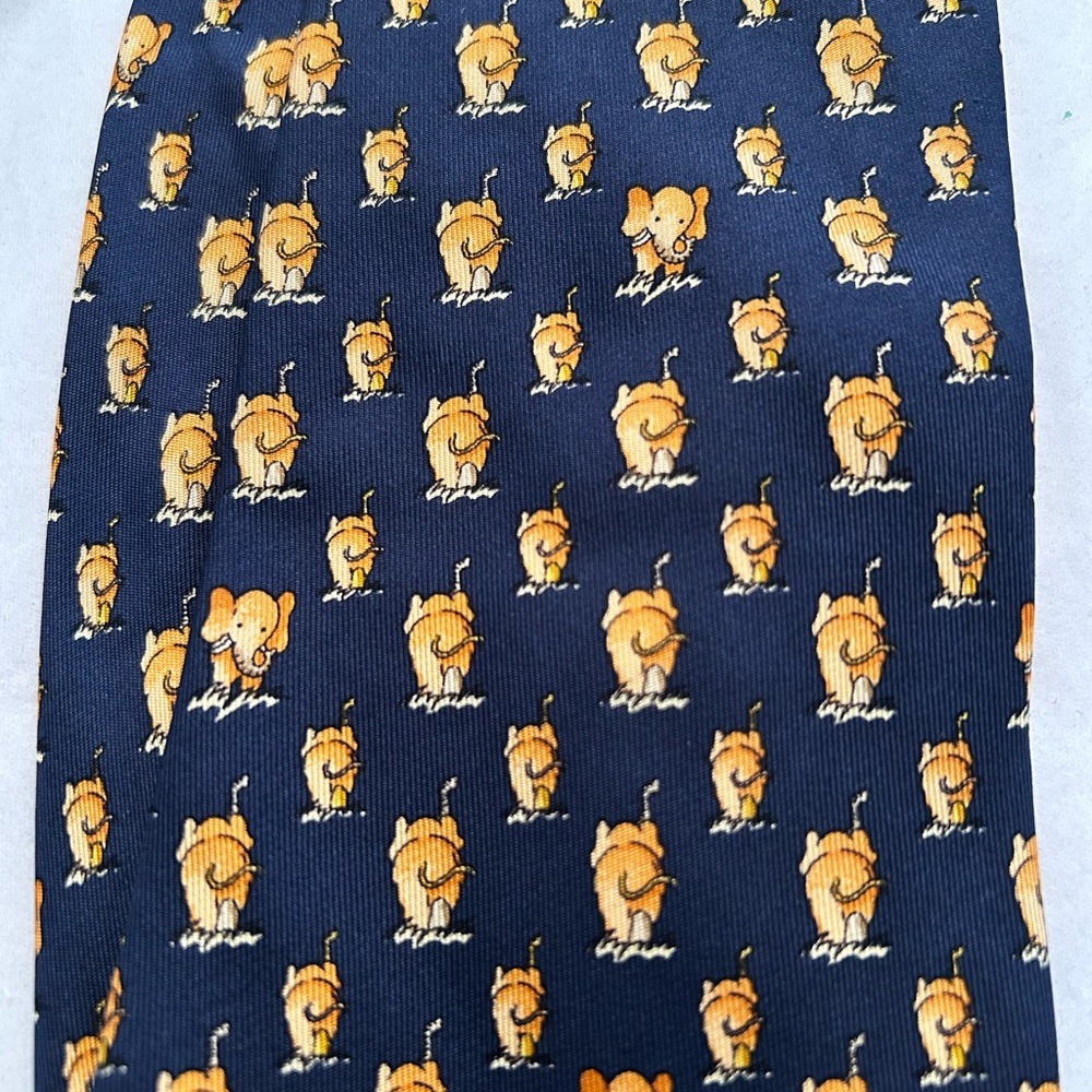 Salvatore Ferragamo Navy Tie with Yellow Pattern#195 - Picture 3 of 3